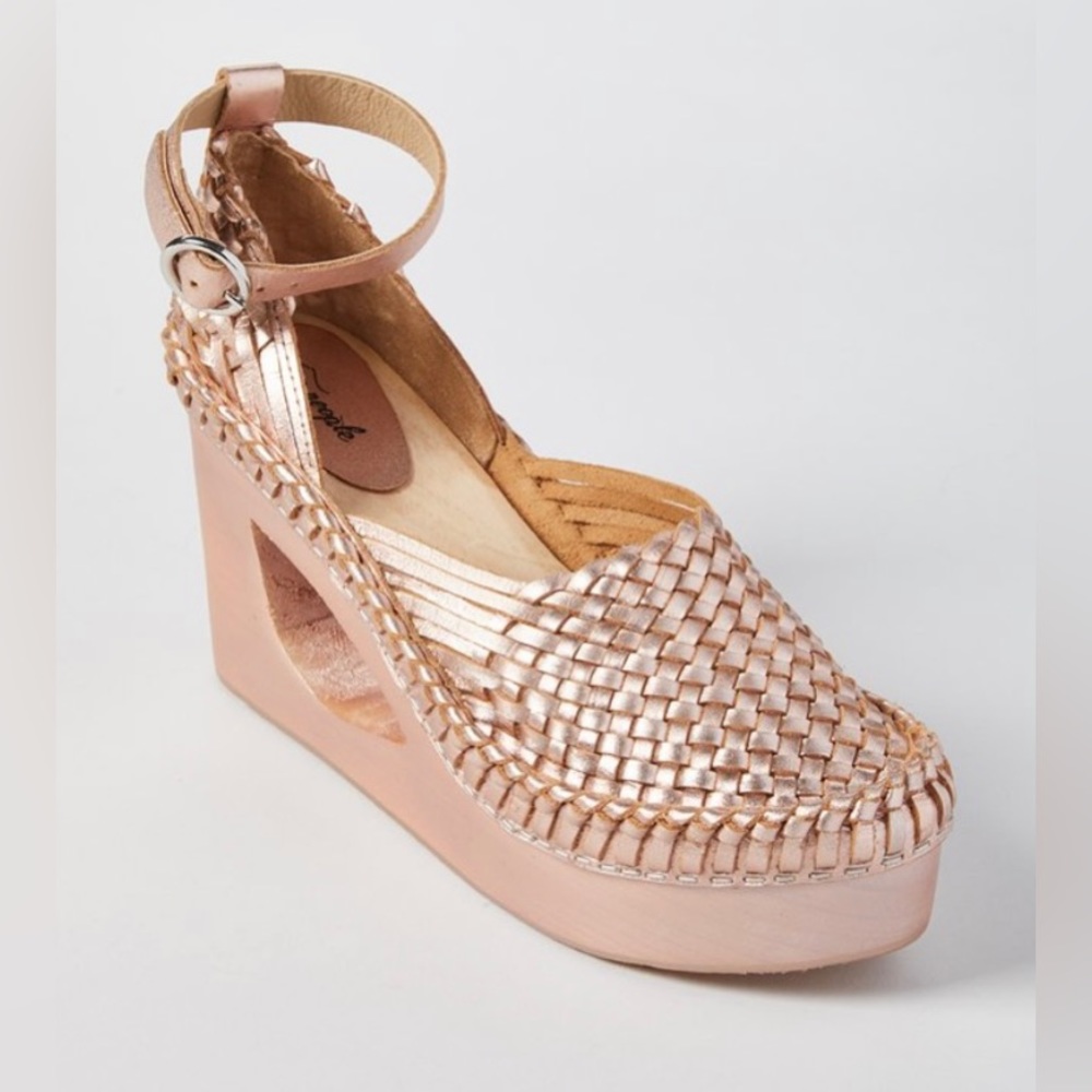 Free People Women's Teagan Huarache Clog - Size 6 (36)